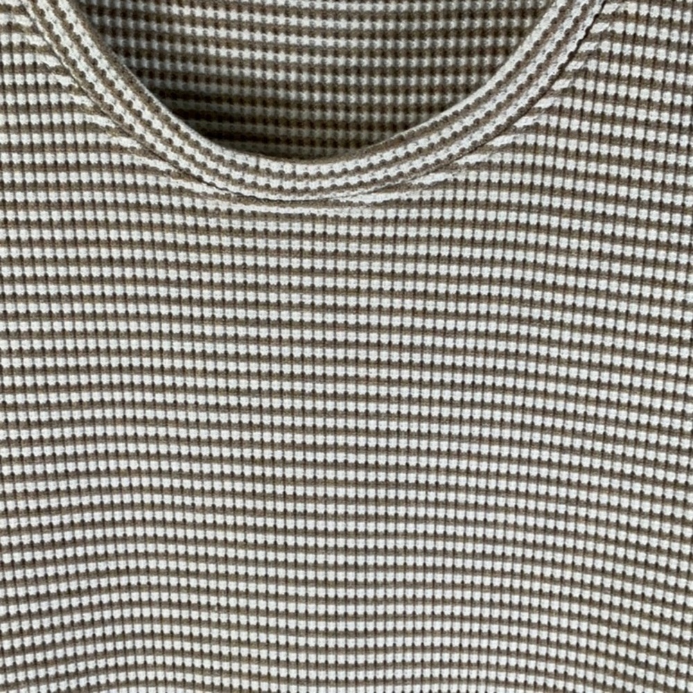 Columbia Cream & Tan Waffle Knit Top - Picture 2 of 7